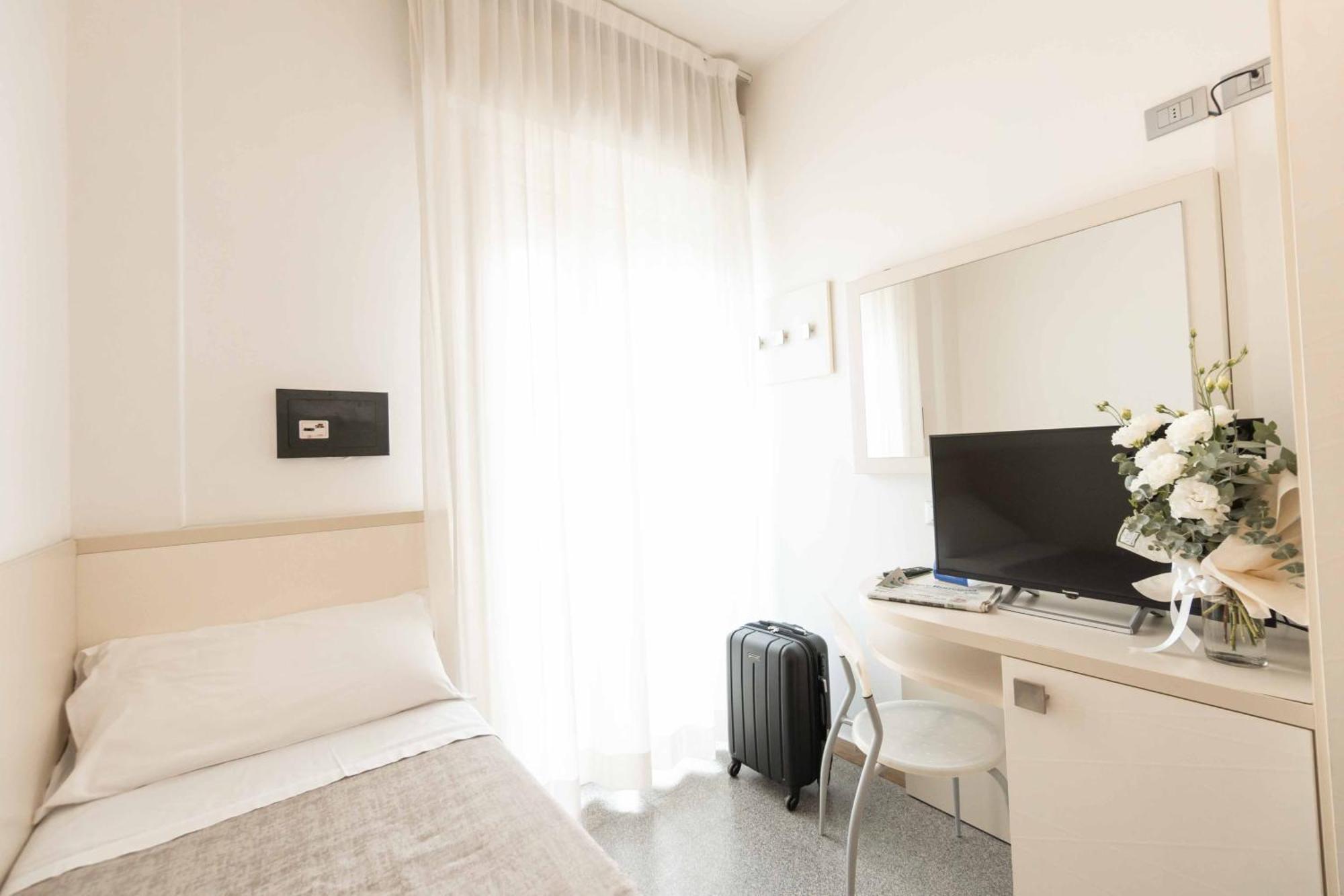 Hotel Saint Louis Rimini Exterior foto